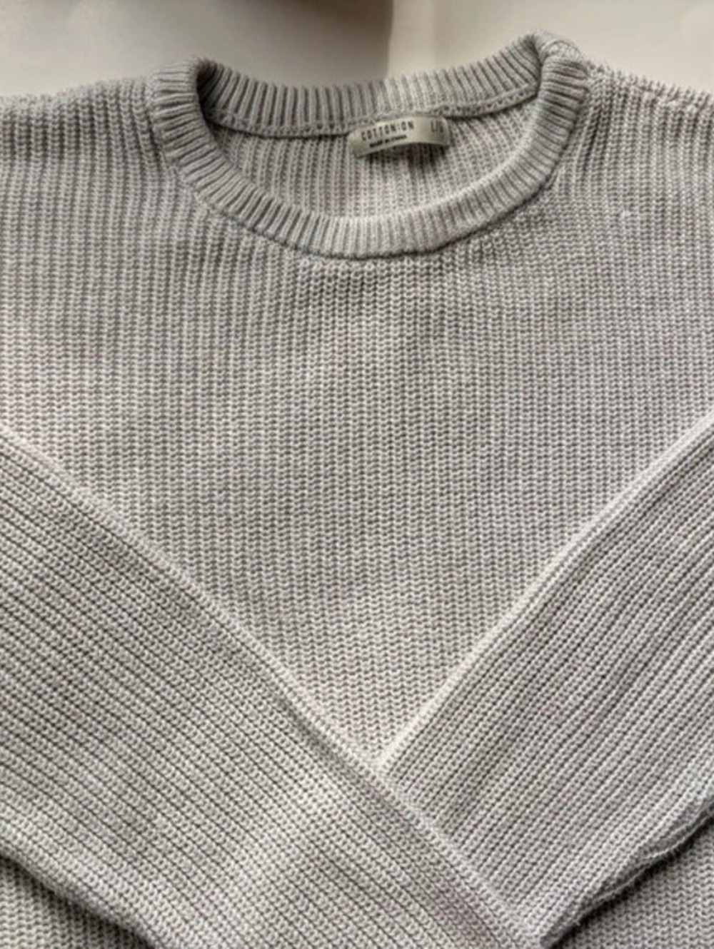 Cotton On Grey Sweater size Large
